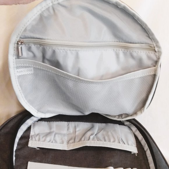 Curmio Grey Embroidery Travel Carry Case/Bag With Some Accessories - Picture 10 of 15